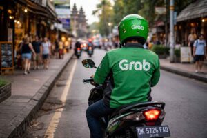 Grab indonesia review, Grab driver on way to pickup a passenger in Kuta, Bali.