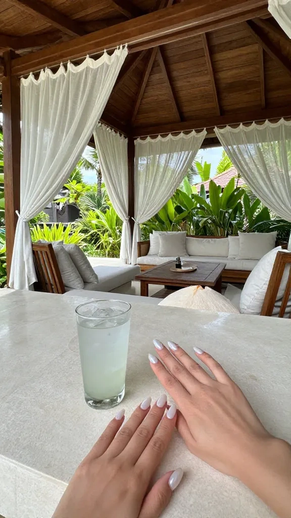 Subtle Pearl Shell Shine