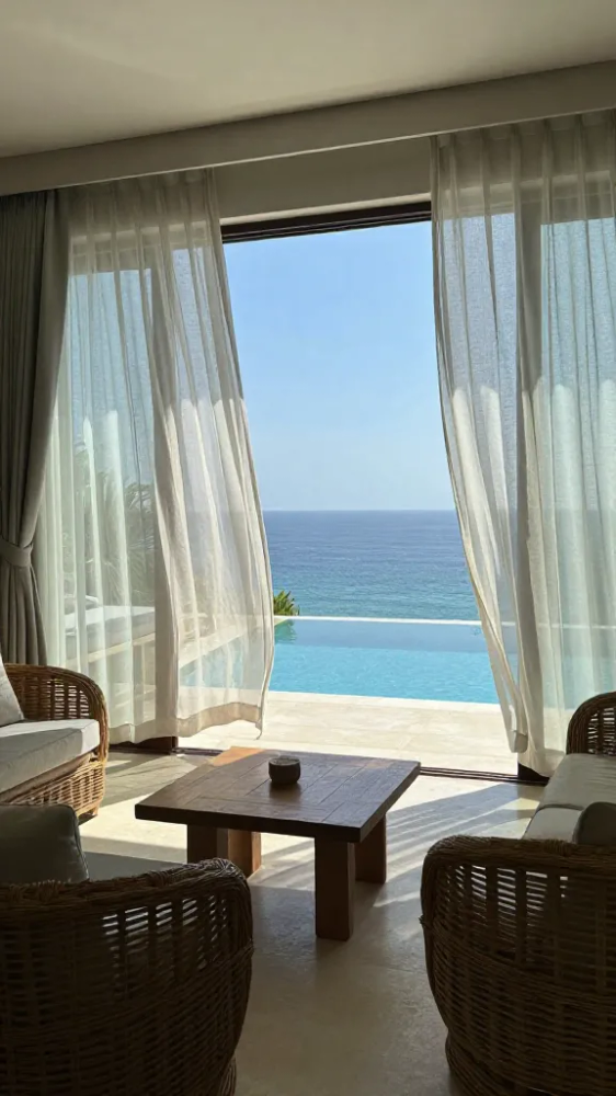 Low Humidity and Cooling Breezes