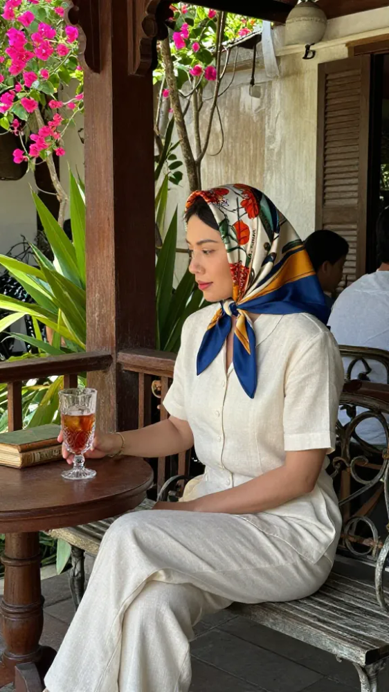 Vintage-Style Silk Headscarves and Wraps