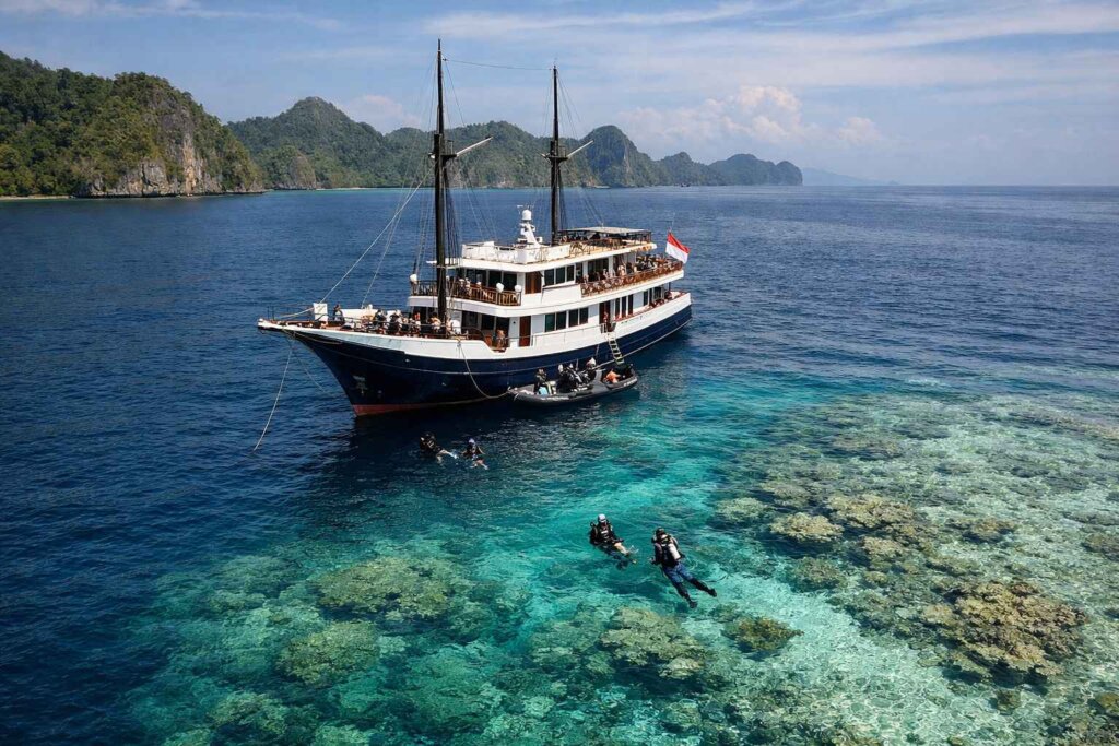Raja Ampat liveaboard diving boat