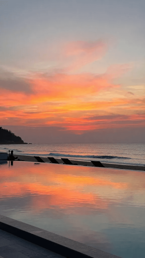 Beachfront Infinity Pools with Golden Views