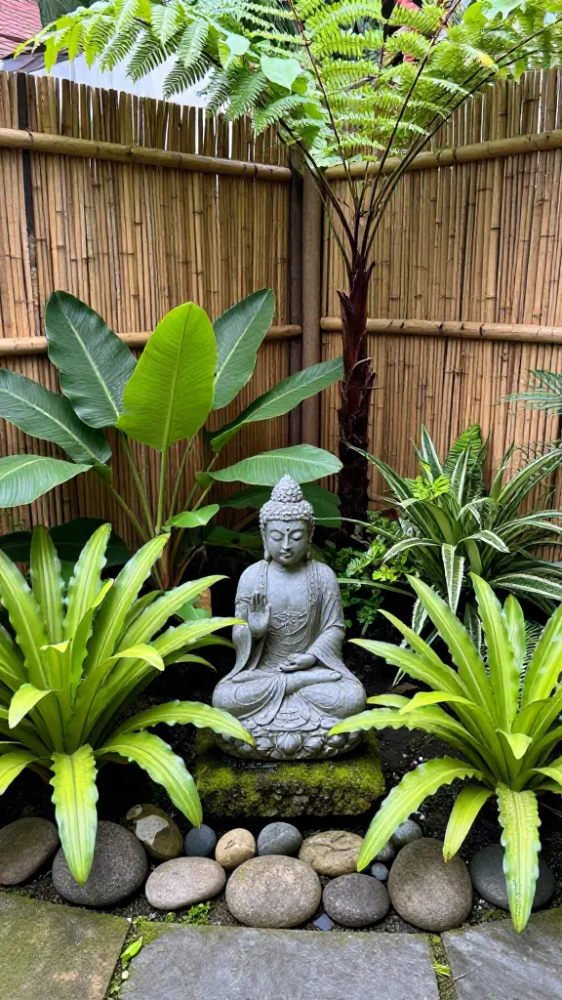 Stone Buddha Statues and Zen Shrines