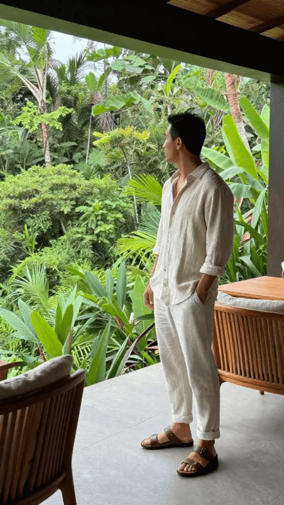 Supportive Leather Sandals for Walking