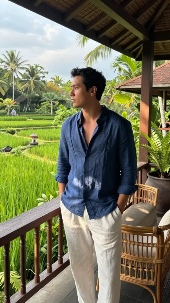 Lightweight Navy Linen Button-Downs