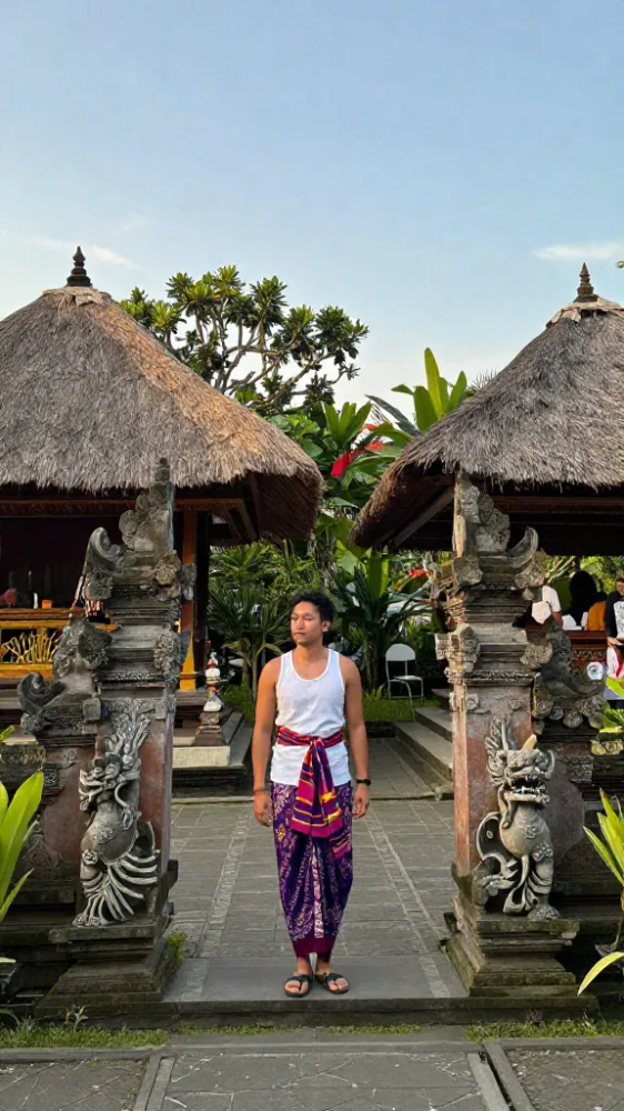 Dressing in Local Textiles for Cultural Portraits